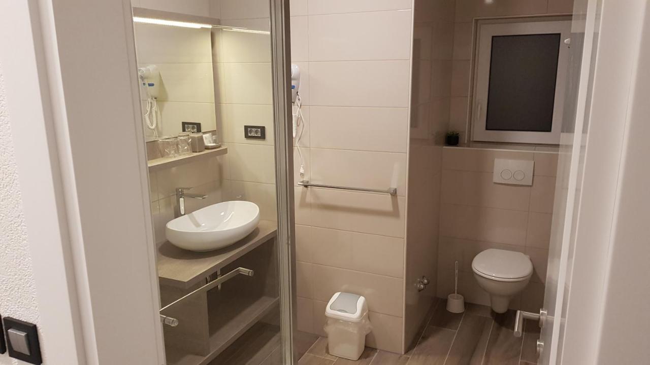 Premium Appartments Suha Punta Kampor Extérieur photo